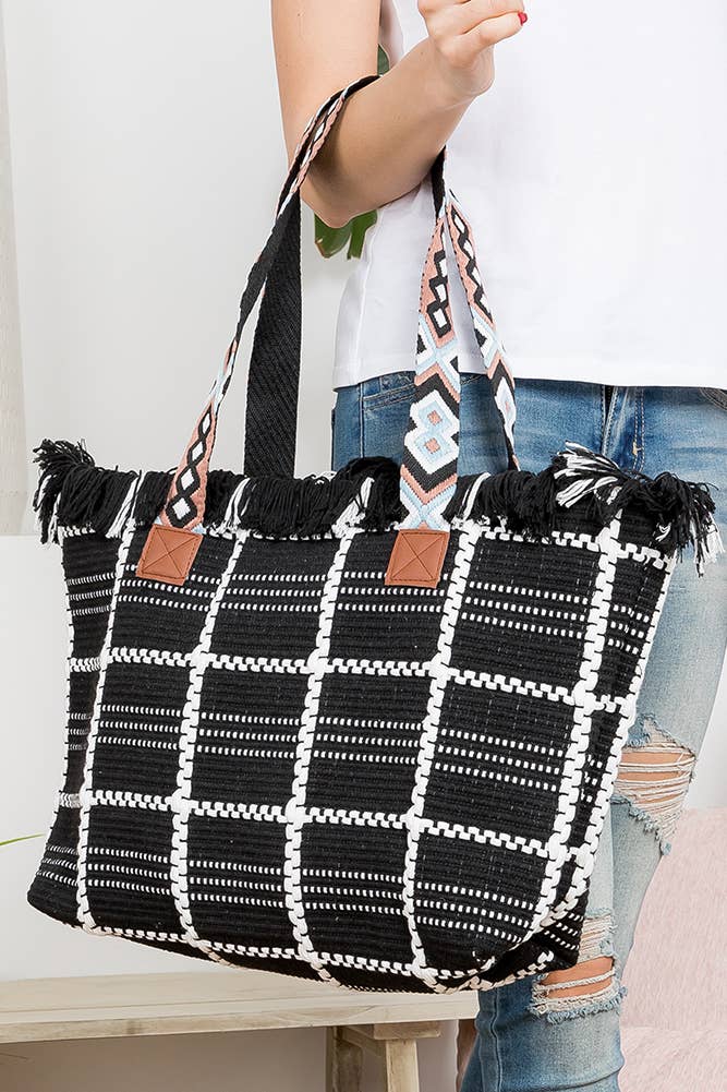 Aztec Pattern Strap Checked Pattern Bag
- Black