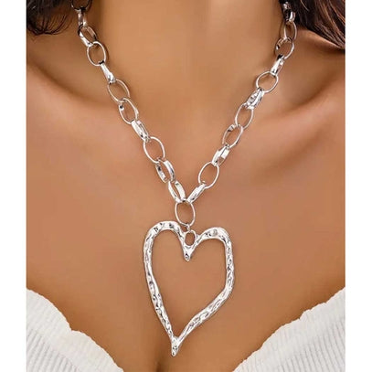 Large heart pendant necklace
Size: Pendant 2.2 x 3.15 inches