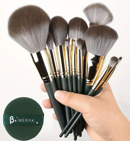 Various Size 14 Piece Makeup Brush Set