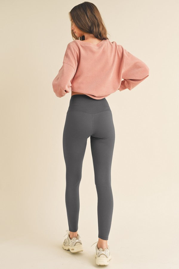 Yelete Full Size Fleece Lined High Waisted Leggings