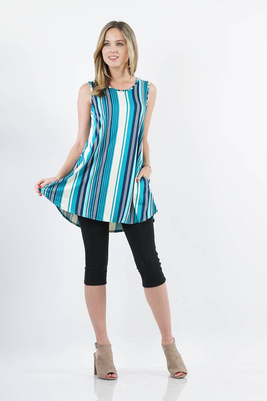 PLUS Sleeveless print pocket swing tunic