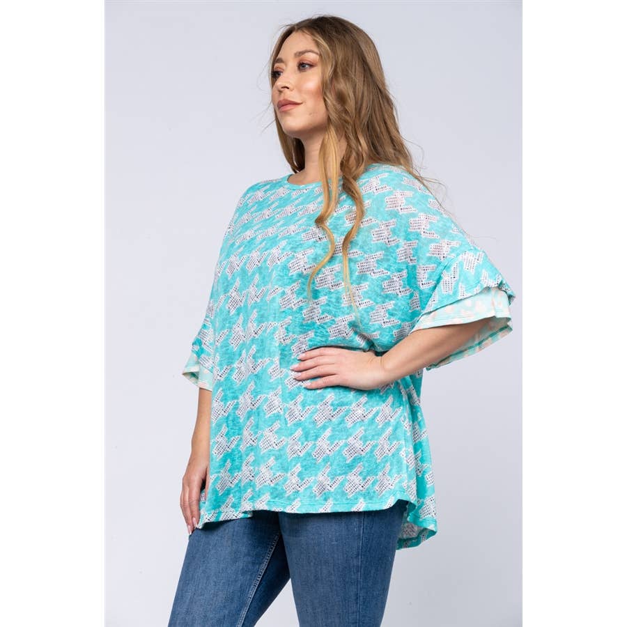 AQUA WHITE HOUNDSTOOTH PRINT OVERSIZE PLUS SIZE TOP