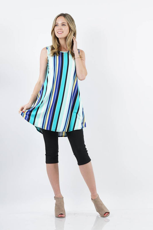 PLUS Sleeveless print pocket swing tunic